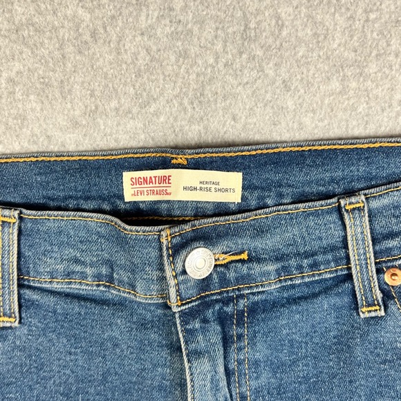 Signature Levi Strauss High Rise Shorts 18 Blue Denim Distressed W34 - Picture 7 of 11
